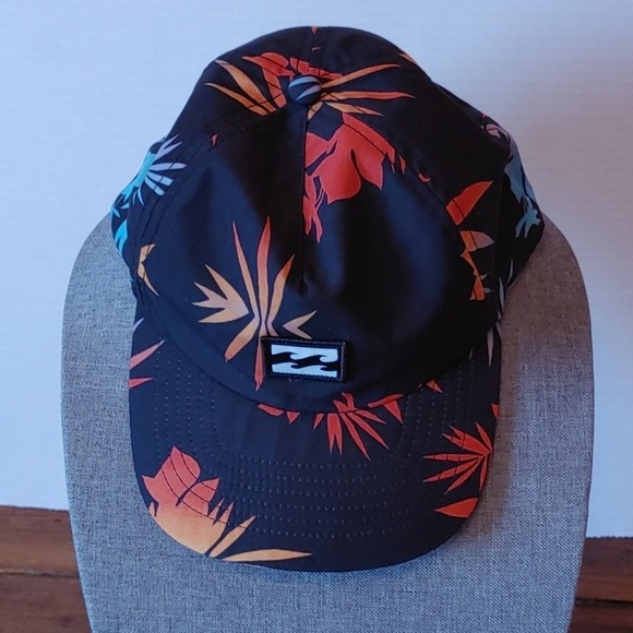 🥳Host Pick🥳COLOURFUL BILLABONG BASEBALL CAP - Picture 3 of 9